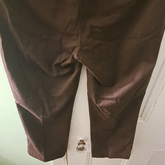 Dockers Women's Pants - Picture 14 of 14